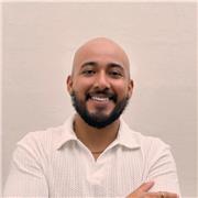 ¡Hola!
Soy Jaisson Blancas, neurobiólogo, con enfoque en dificultades de aprendizaje, memoria y neurodivergencias (TDAH, TEA)