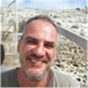 Laureato in scienze politiche, in possesso titolo docente di sostegno per scuole secondarie di secondo grado