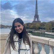 Hola! Soy estudiante de derecho y ade y llevo más de tres años dando clases a alumnos desde primaria hasta bachillerato