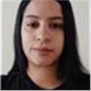 Profesora de primaria para niños de 6 a 8 años 