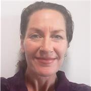 Native english speaker, qualified teacher and with french conversational ability