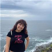 Kaixo, soy Mai. Me ofrezco a dar clases de inglés a  alumnos/as desde Primaria hasta 2º de Bachillerato + preparación del First.