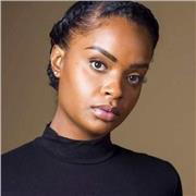 Professeure d'espagnol doctorante niveau scolaire