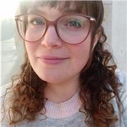 Soy profesora de sociales pero puedo dar repaso de cualquier materia, desde primero hasta 4t de la ESO.