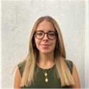 Estudiante de magisterio, tengo un B2 de inglés y estoy en preparación del C1. Experiencia previa dando refuerzo