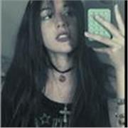 Sou formada no ensino médio, minhas matérias favoritas é matemática e me dou bem ensinando, quando mais nova ensinava meus primos