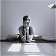 Ashtanga Yoga clases para todos los niveles online o presencial