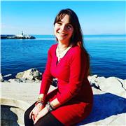 Laureata (con esperienza all'estero e nell'insegnamento) in Lingue e Letterature straniere a Bologna disponibile per ripetizione di lingua francese, spagnola e inglese e materie umanistiche