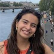 Doy clases de diversas materias aunque como inglés lengua castellana y literatura entre otras materias.Termine el bachillerato y ahora estudio el grado de comercio en la Uvigo