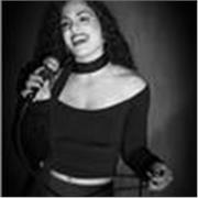 Insegnante di Canto Moderno studi presso diverse Accademia per artisti e conservatorio canto pop rock