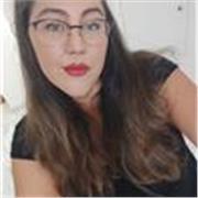 Soy abogada, pero me encanta la enseñanza, así que está sería una oportunidad estupenda para ayudar a los alumnos ! 