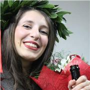 Laureata in Psicologia impartisce lezioni ed aiuto/stesura tesi a studenti universitari