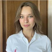 Studentessa universitaria di scienze biologiche offre aiuto compiti online per bambini dell’elementari e ragazzi delle medie