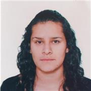 Profesora de Español, con amplia experencia en técnicas de redacción, ortografía y habilidades de orartoria