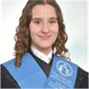 Graduada en Estudios Hispánicos, dispuesta a dar clase de cualquier materia del ámbito humanístico. 