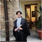 Avvocato, laureato con votazione finale di 110 e lode all’università Federico II impartisce lezioni di diritto. Disponibile anche per lezioni a domicilio