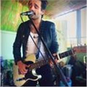 Clases particulares de producción musical, composición y guitarra. Presenciales y online. Todos los niveles