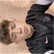 Me defino cómo trabajador me encanta enseñar a niños y grandes habilidades con los idiomas .