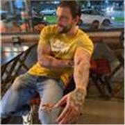 Professor de português e inglês com formação em letras licenciatura