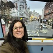 Profesor y profesional de biología secundaria y bachillerato.