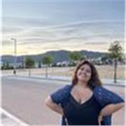 Profesora de lengua castellana y literatura y niñera. Apoyo con los deberes y refuerzo de verano