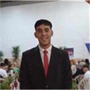 Estudiante de ingeniería Electrónica, el año pasado estuve dando clases de repaso a niños de primaria en la escuela de mi pueblo.