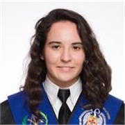 Profesora de física, matemáticas y química imparte clases a jóvenes de ESO y Bachillerato