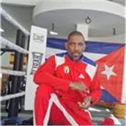 Entrenador de boxeo estilo cubano ,defensa ,contraataques, desplazamientos , velocidad de reaccion y mas