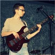 Bassista e musicista diplomato al CPM Music Institute di Milano offre lezioni di basso elettrico