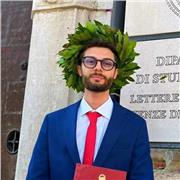 Insegnante di italiano, storia, geografia, latino