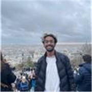 I describe myself as a chatty, outgoing and passionate language student. My lessons will be aimed at English learners from Spanish speaking or French speaking backgrounds. 