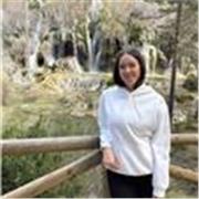 Estudiante de farmacia, mi vocación siempre ha sido la educación, además cuento con experiencia cuidando a niños 