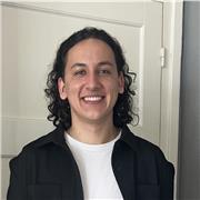 Étudiant en première année de psychologie, disposant d’un bac es mention assez bien donne cours d’anglais