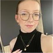 Je suis disponible pour des cours de soutien scolaire et de l’aide aux devoirs notamment en mathématiques