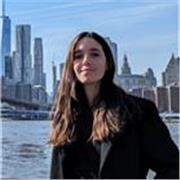 Profesora de Derecho, Historia y Geografía con formación pedagógica