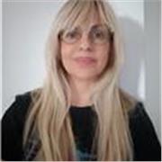 Formadora titulada en Atención Sociosanitaria y TCAE, con certificación en Docencia de la Formación 