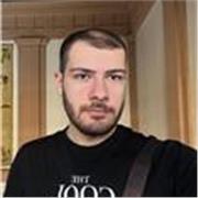 Soy traductor de español y profesor privado. Enseño desde la edad de 14 años, A1-B2. 