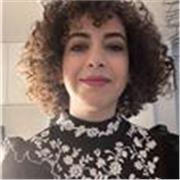 Prof de français donnant cours particuliers. Amoureuse de la langue française.