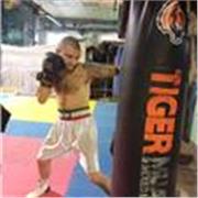 Boxeador y marcialista mixto, con amplio recorrido en competición y enseniancia. imparte clases individual u grupal