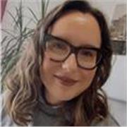 Copywriter dal 2019 offre lezioni online di scrittura, copywriting, scrittura per i social e creative writing
