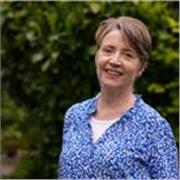 Highly Experienced Primary School Teacher (28 years) teaches maths to children aged 4 to 11