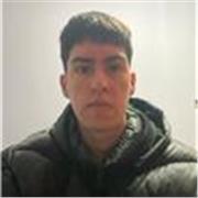 estudiante de inglés que puede enseñar desde casa o presencialmente