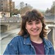 Graduada en Historia, especializada en Historia de España del siglo XIX. Ideal para dar clases a nivel 2º de Bachillerato.