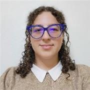 Englisch-Tutor, die Kinder verschiedener Altersgruppen von der 5. - 11. Klasse Nachhilfe geben kann