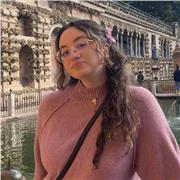 Étudiante en L3 Maths-Informatique donne cours particuliers de mathématiques en région parisienne, présentiel et distanciel.