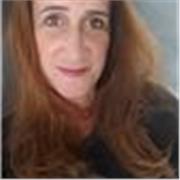 Professora de língua portuguesa e literatura com mestrado em lingua portuguesa pela PUC/SP