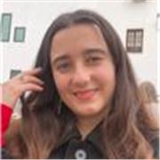 Profesora de apoyo escolar especializado en clases para niños, adolescentes y adultos de forma online