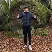 Offro lezioni private a bambini di scuole elementari e medie per matematica, utilizzando spiegazioni molto semplici e comprensibili