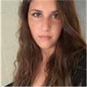 Spanish journalist experienced living abroad witha C2 English level