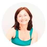 Profesora de yoga con certificación reglada y mas 15 de años de experiencia impartiendo clases